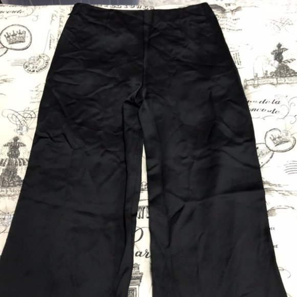 THEORY Clean Wide Leg Pant in Crepe Satin - Picture 8 of 9